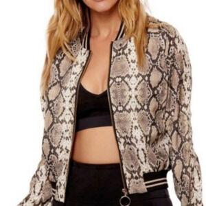 Blanc Noir Sport snake print oversized zipper banded cuffs/collar jacket small